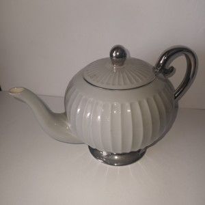 Flintridge China Teapot Made in the USA